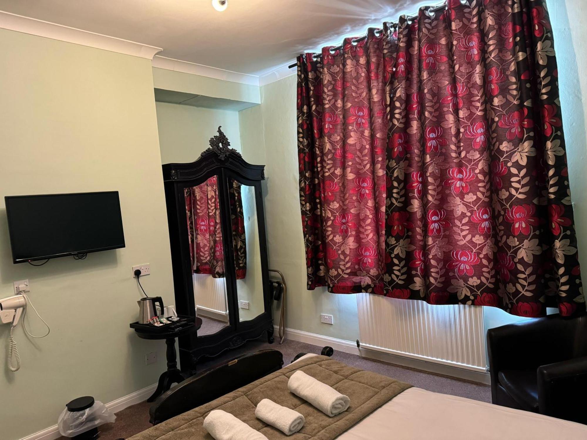 באטל The George Hotel מראה חיצוני תמונה